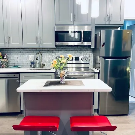 Rittenhouse Square Near Kimmel Center 1Bd